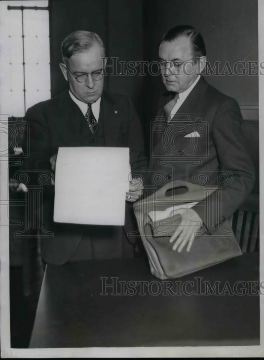 1934 Attorneys Frank Tyrell & W.W. Smith Preparing For Defense Case - Historic Images