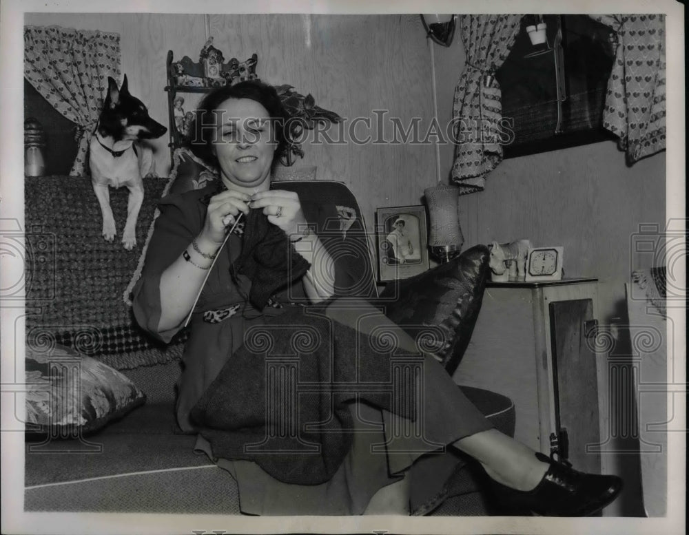 1941 Rose McMullin, prolific blood donor  - Historic Images