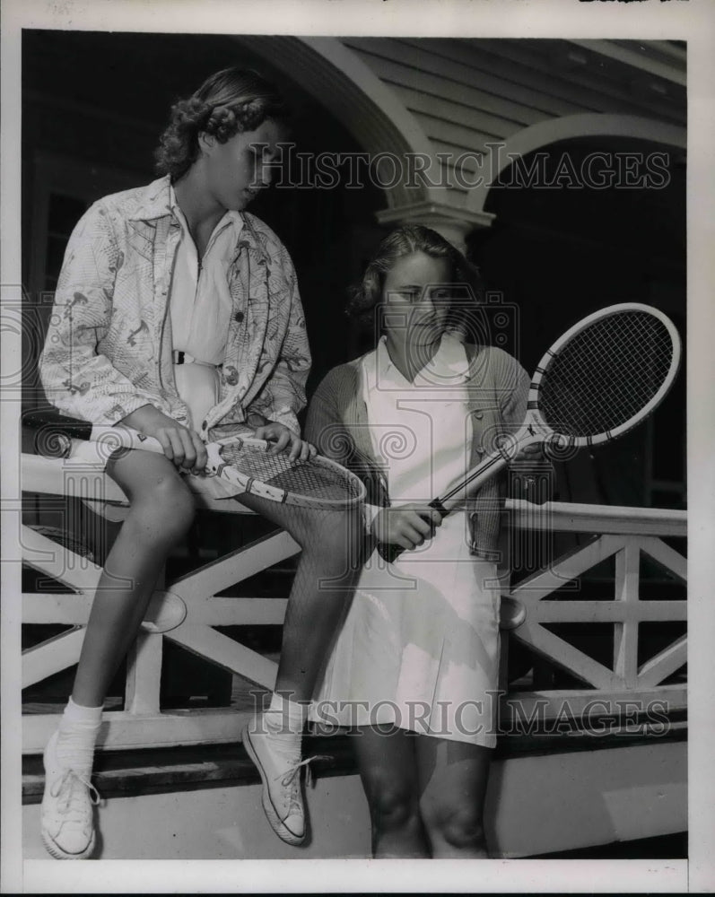 1938 Doris Hart, Margaret Jessee, Philadelphia Cricket Club - Historic Images