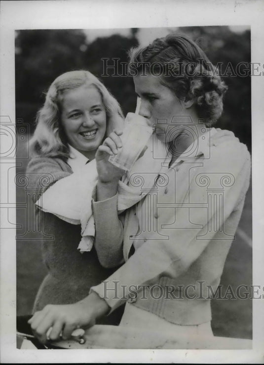 1941 Doris Hart with Friend Joyanne Thomas  - Historic Images