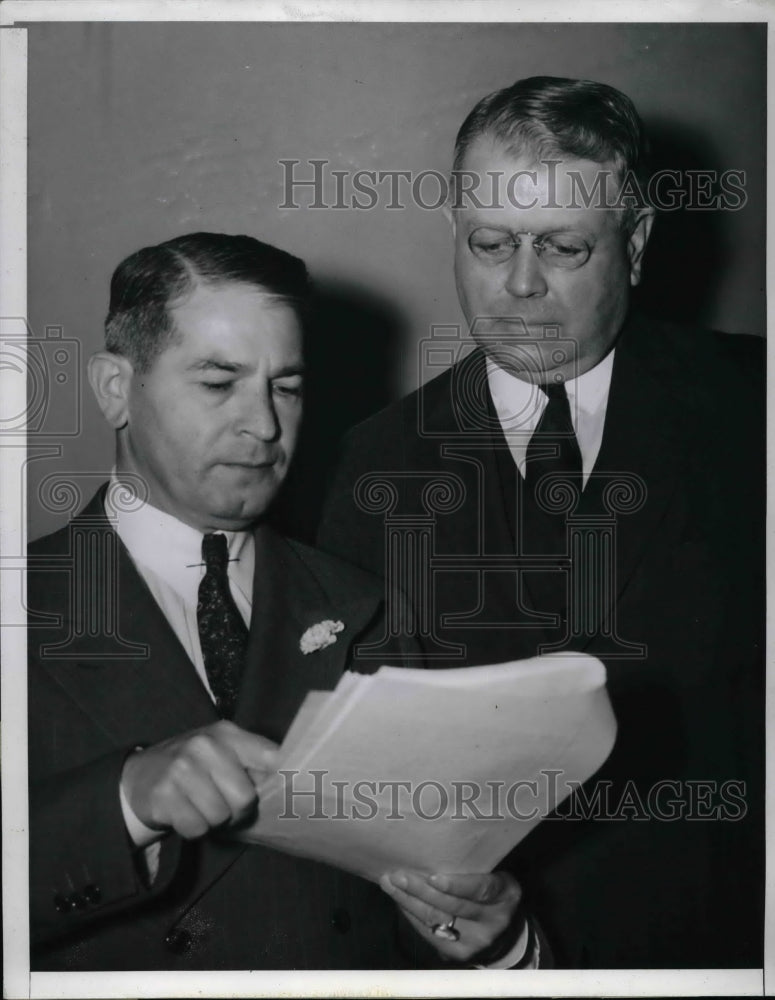 1941 John Keith with his attorney Isaac Pacht.  - Historic Images