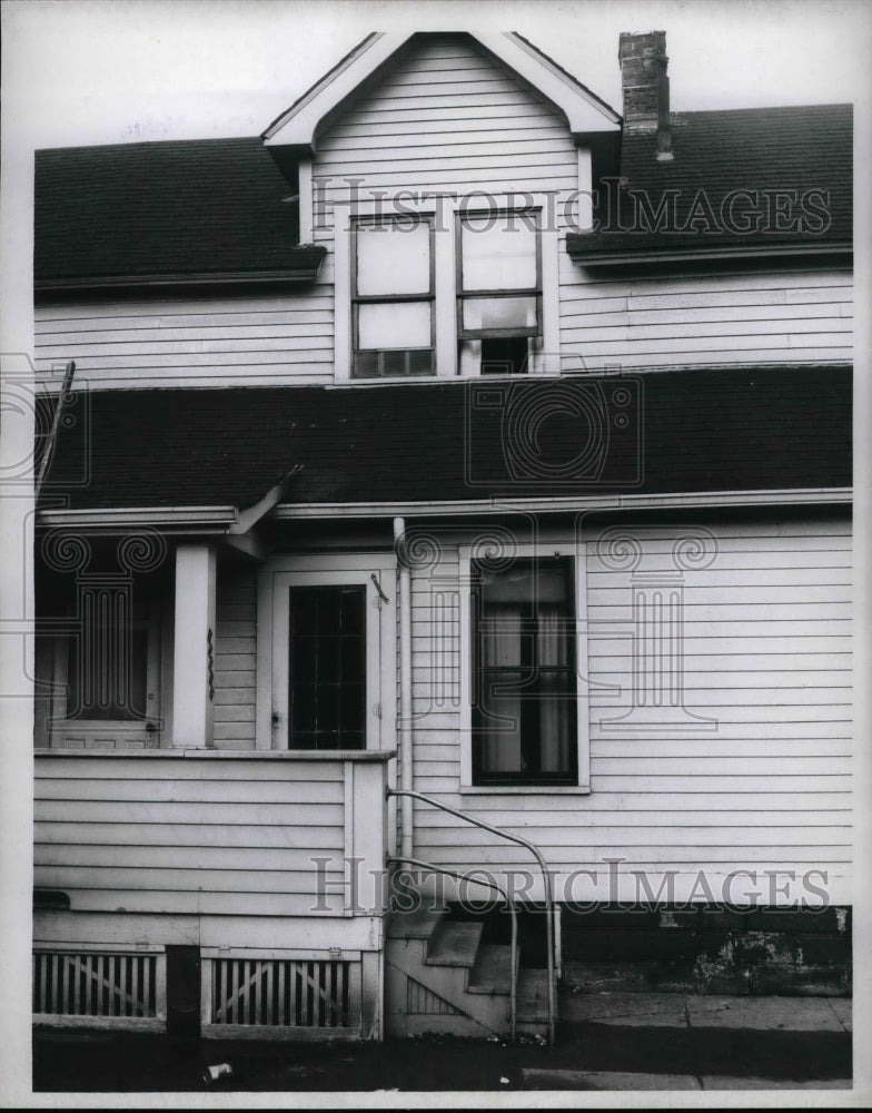 1955 Press Photo Open Window Of House 2nd Escape Route Of Frank Yereb-Historic Images
