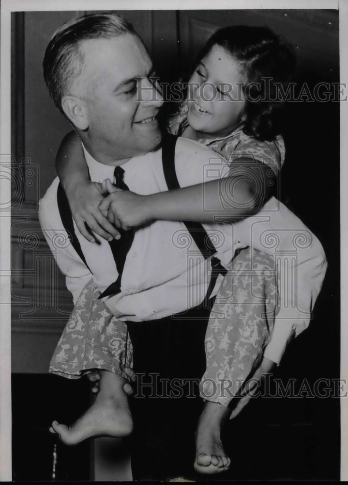 1939 Dwight H. Green and daughter Gloria Republican nom. Gov. of Il - Historic Images