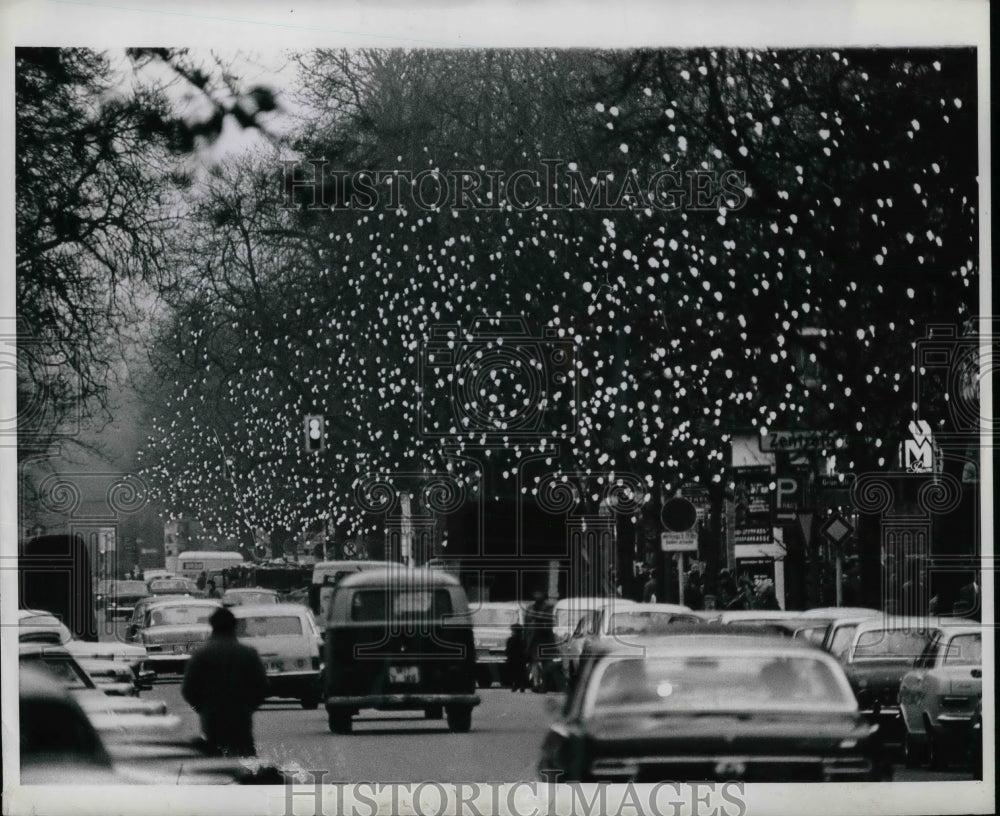1968 Dusseldorf Germany&#39;s Christmas Lights  - Historic Images