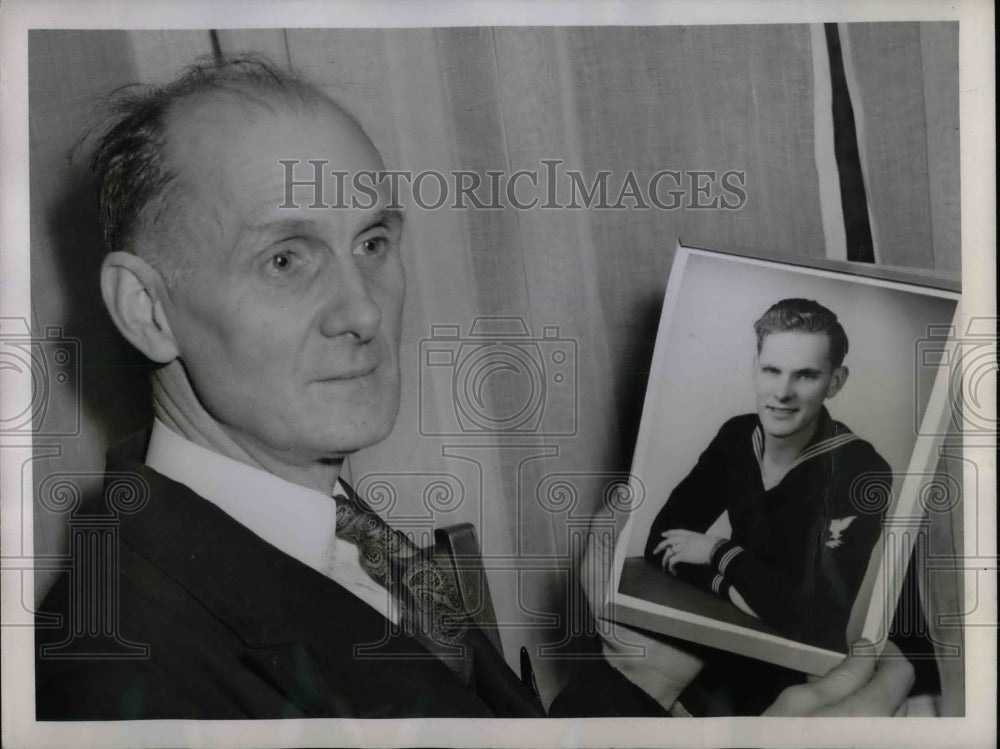 1944 Rev. Wilbur M. Snyder with Photo of Son in U.S. Navy - Historic Images