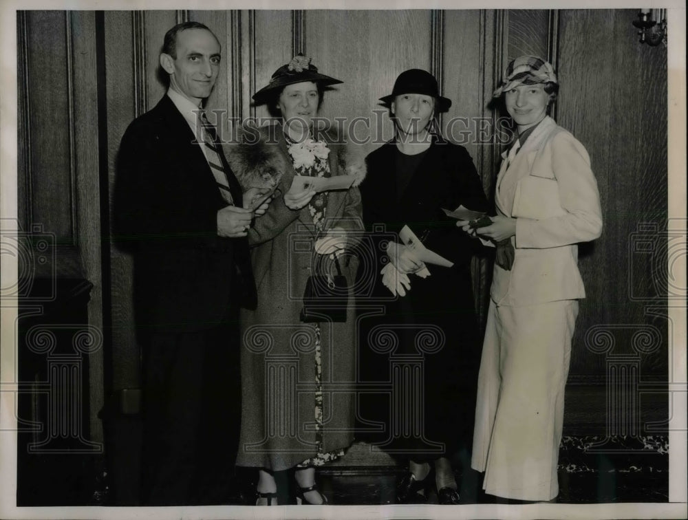 1936 Press Photo Winners of Grand National Treasure Hunt New York - Historic Images