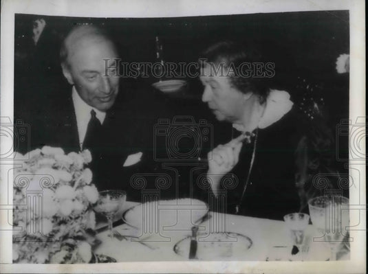 1944 Madame Kollontay, Soviet Amb., & Finnish Georg Gripenberg - Historic Images