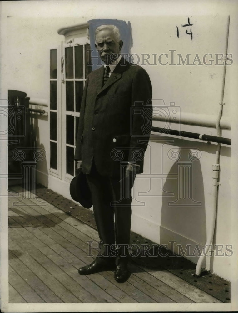 1929 Press Photo Admiral Hilary P Jones SS Leviathan - nea58633 - Historic Images