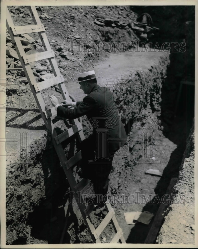 1943 W Alton Jones President War Emergency Pipelines  - Historic Images