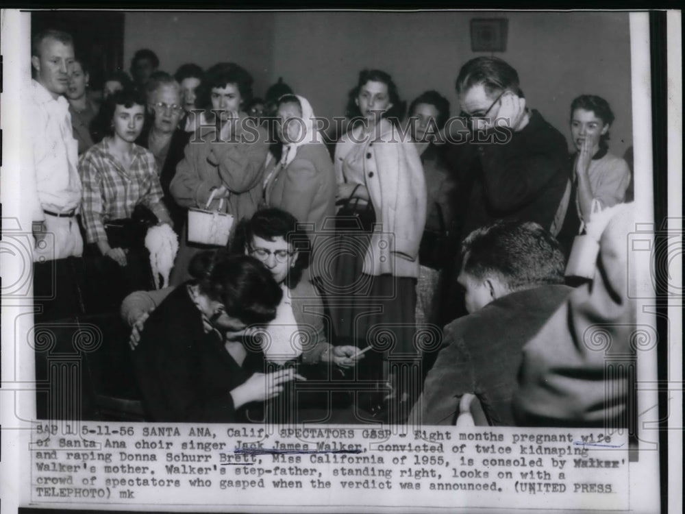 1956 Press Photo Wife of Convicted Jack James Walker and Family Gasp at Verdict - Historic Images