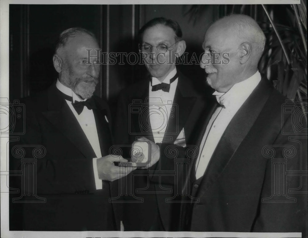 1933 Press Photo Dr. Richard Willstaetter, Dr. David Klein, Julius Stieglitz - Historic Images