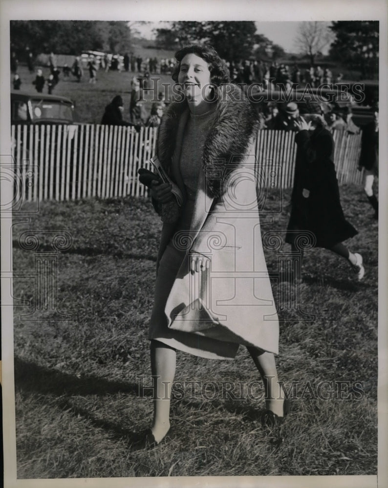 1937 Mrs Francis Winston at Monmouth County Hunt Racing Association - Historic Images