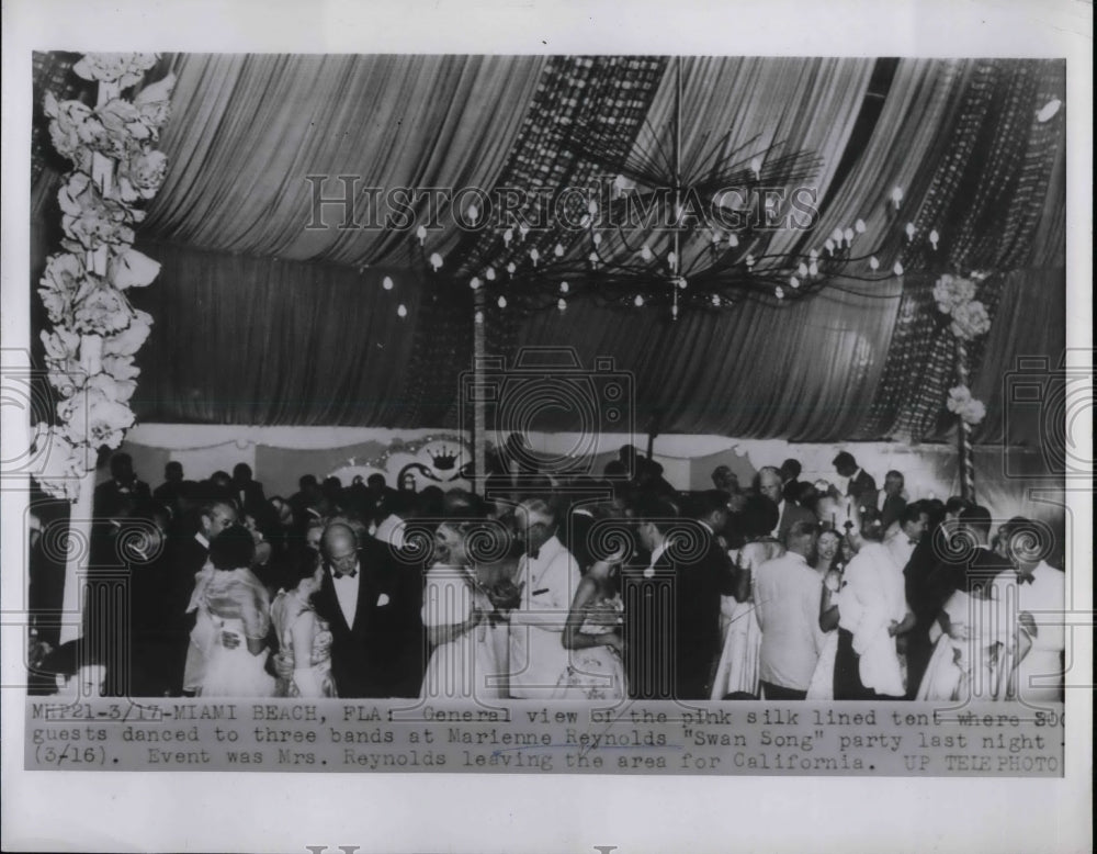 1954 Marienne Reynolds "Swan Song" Party  - Historic Images