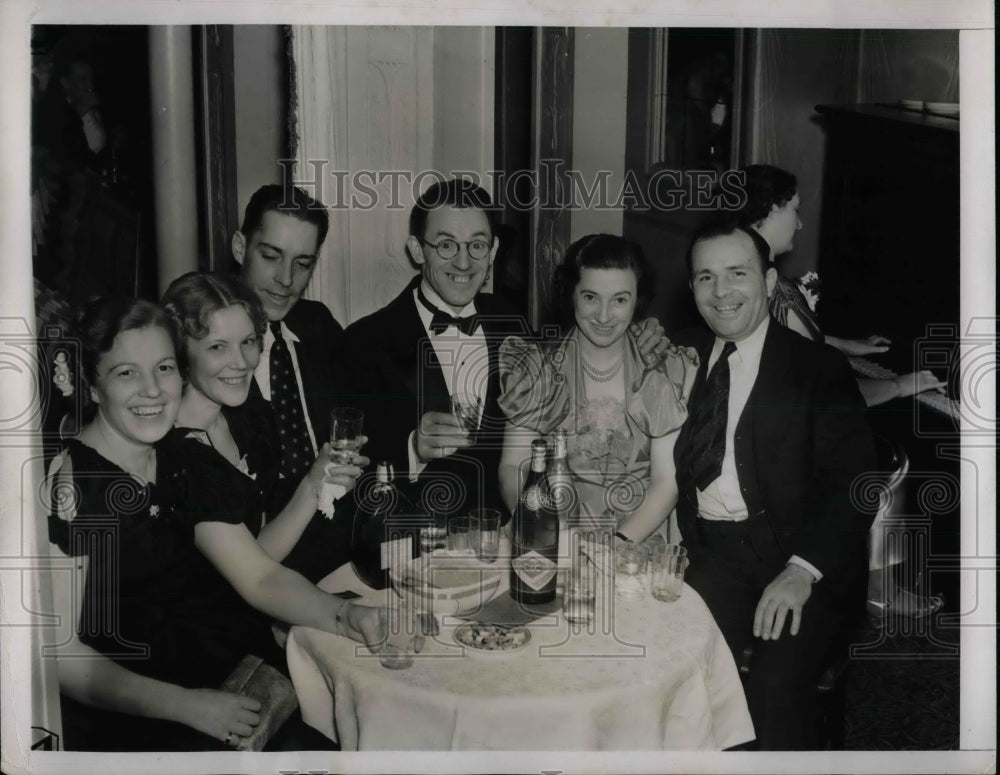 1938 Butlers Ball At Commodore Hotel New York  - Historic Images