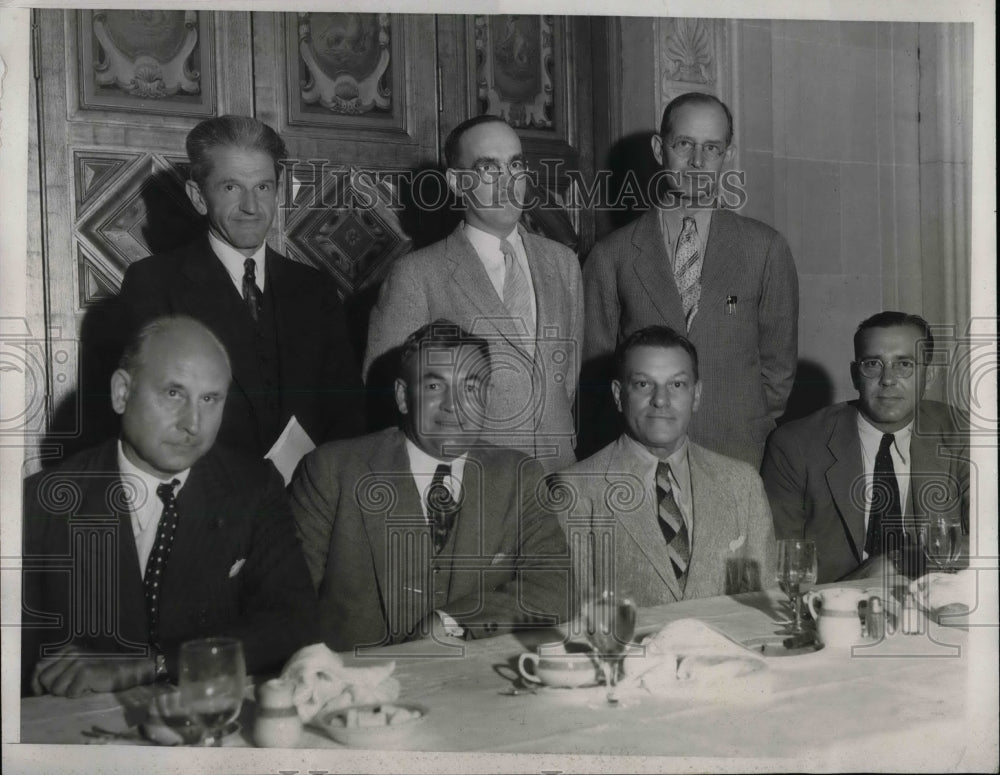 1933 Former Athletic Captains pf University of Chicago Meet - Historic Images