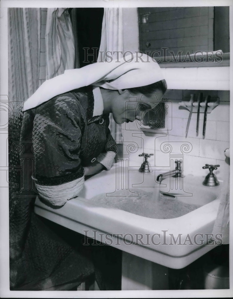 1957 Facial Beauty Face Steaming  - Historic Images