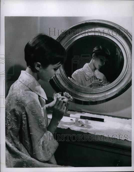 1956 Cosmetic repair Cylinder  - Historic Images