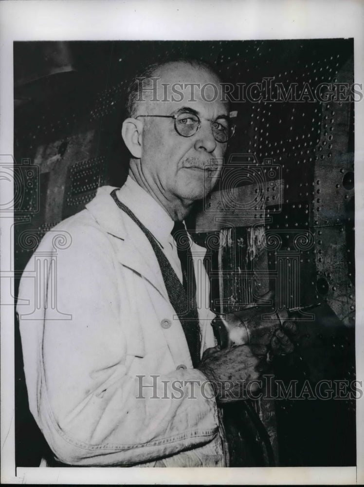 1944 Daniel Ward Henry, 67, Aviation Mechanic  - Historic Images