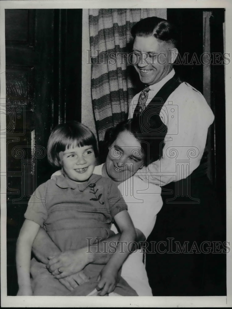1940 Press Photo Ethel May Wilkes, Mr. and Mrs. Sam Turner. - nea60063-Historic Images