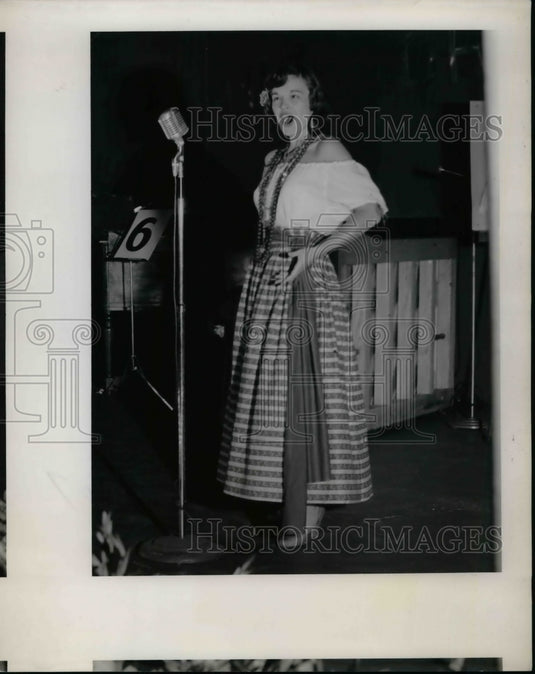 1954 Barbara Quinlan, Miss Ohio  - Historic Images