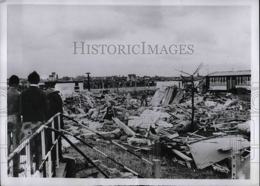 1954 Press Photo Hotel Du Lac in Belgium Gas Leak Explosion - nea60247-Historic Images
