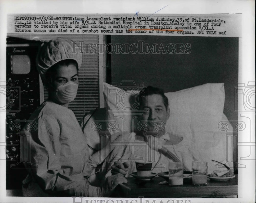 1968 Press Photo William J. Whalay At Hospital During Multiple Organ Transplant - Historic Images
