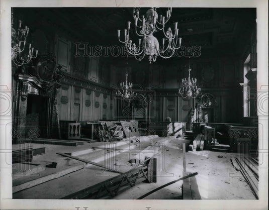 1945 Interior of Home  - Historic Images