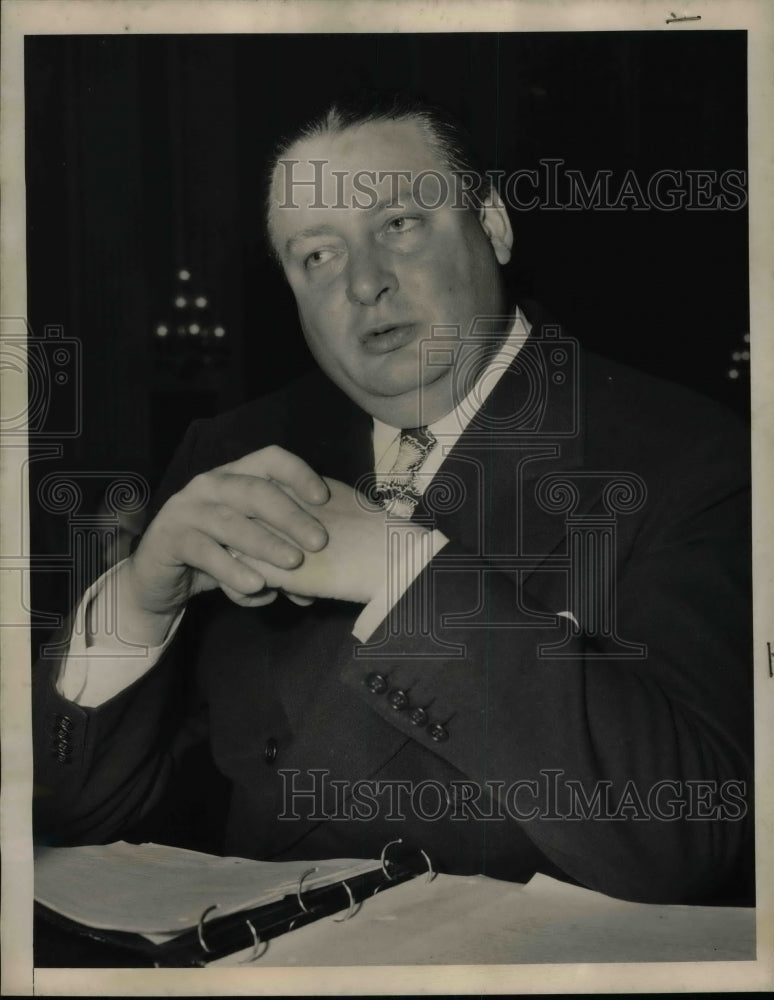 1949 Press Photo Julius Krug, Secretary of the Interior Testifies in Committee-Historic Images