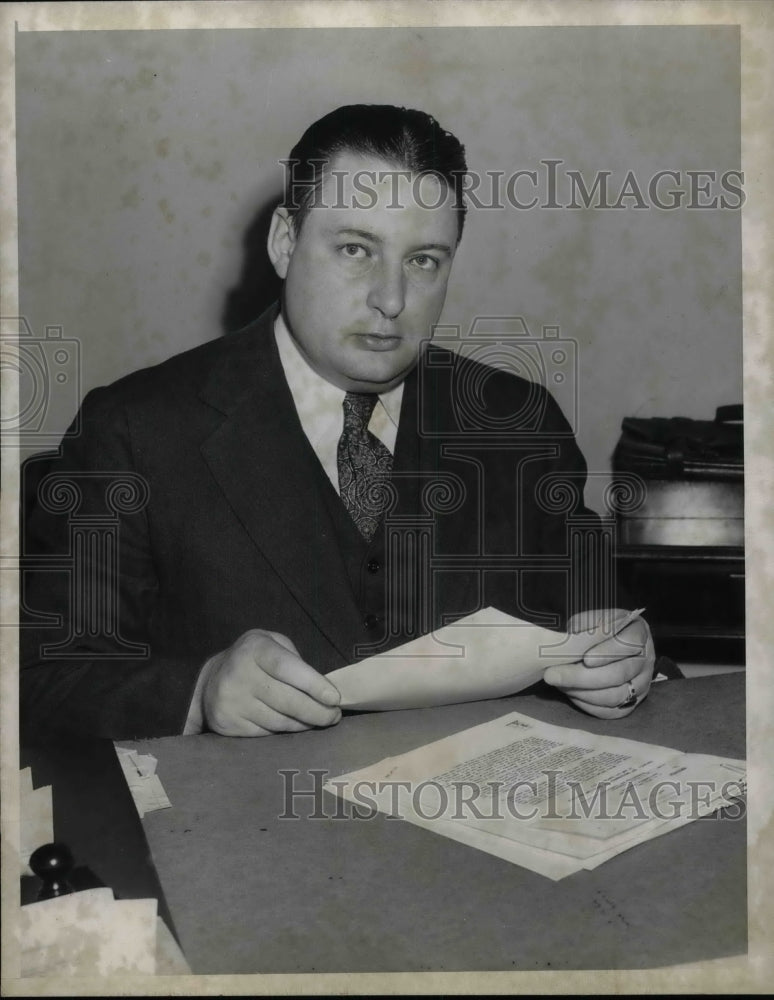 1946 James King  - Historic Images