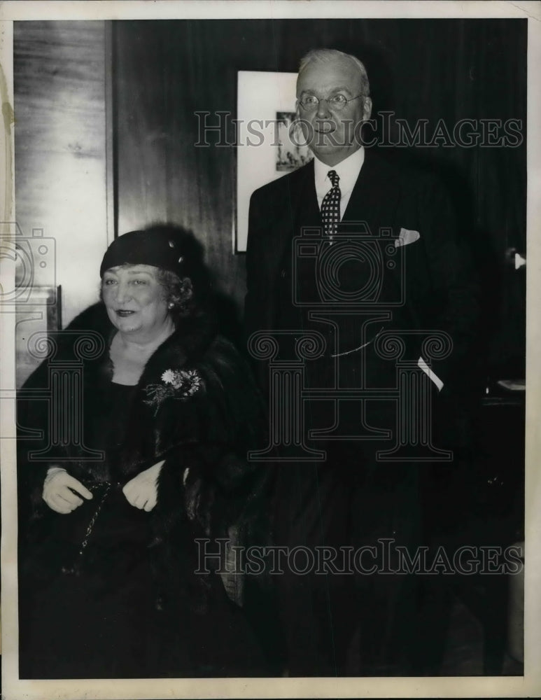 1935 E.T. Weir Of National Steel Corporation With Wife Mrs. Weir - Historic Images