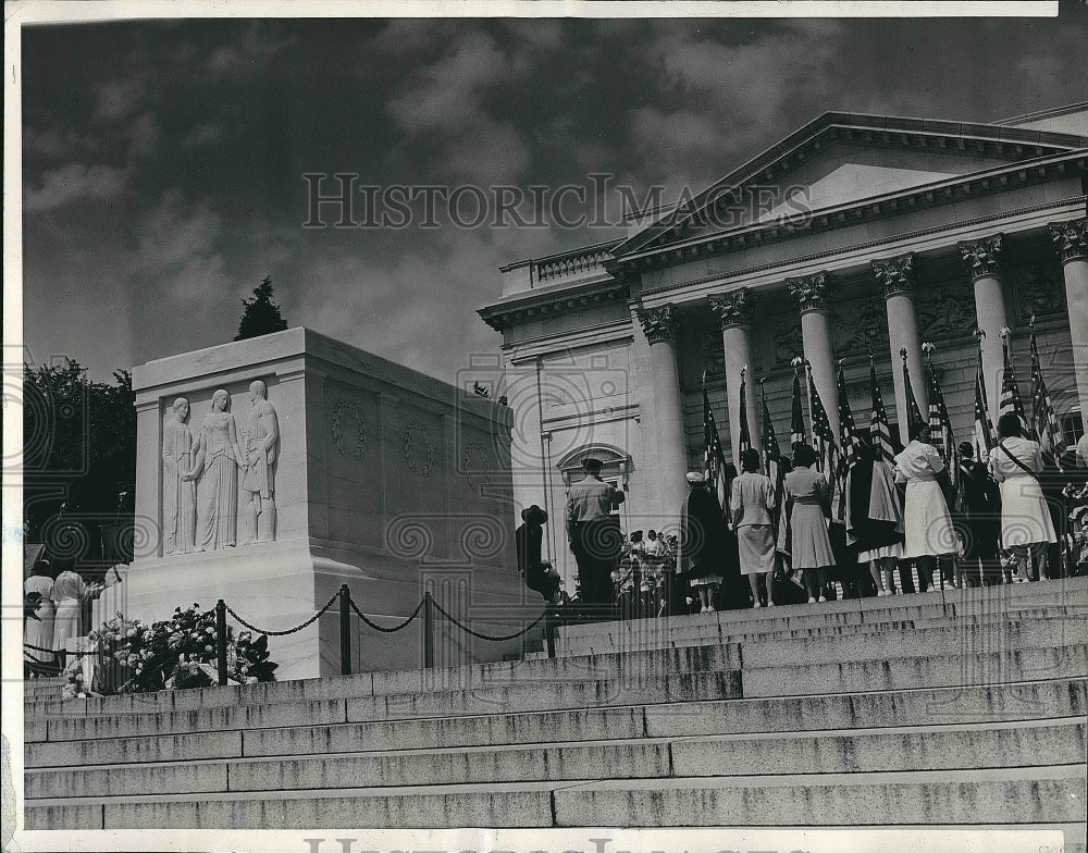 1942 President Roosevelt Speaking During Memorial Day In Washington - Historic Images