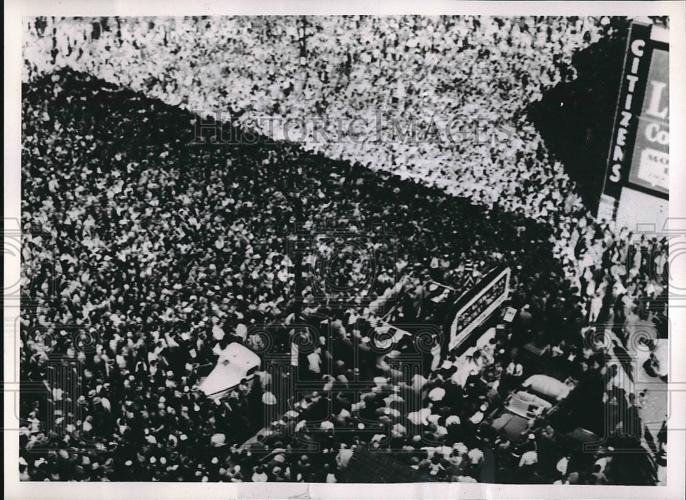 1952 Press Photo President Dwight D. Eisenhower Speaking To Crowd Of 18,000 - Historic Images