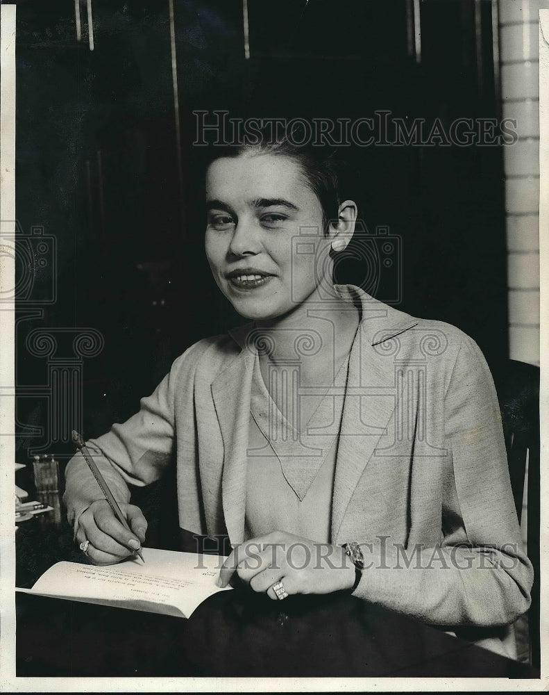 1928 Press Photo Clare Stuhmann appointed Clerk; Committee on Civil Service - Historic Images