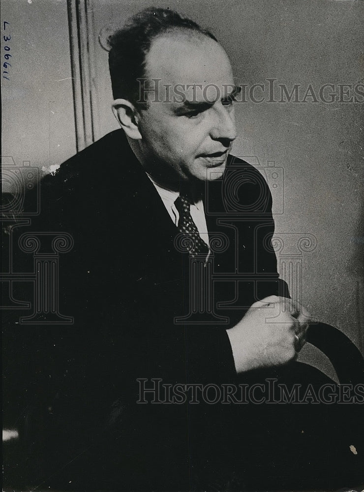 1935 Press Photo Dr. Otto Stasser Leader Of German Black Front Sitting Down - Historic Images