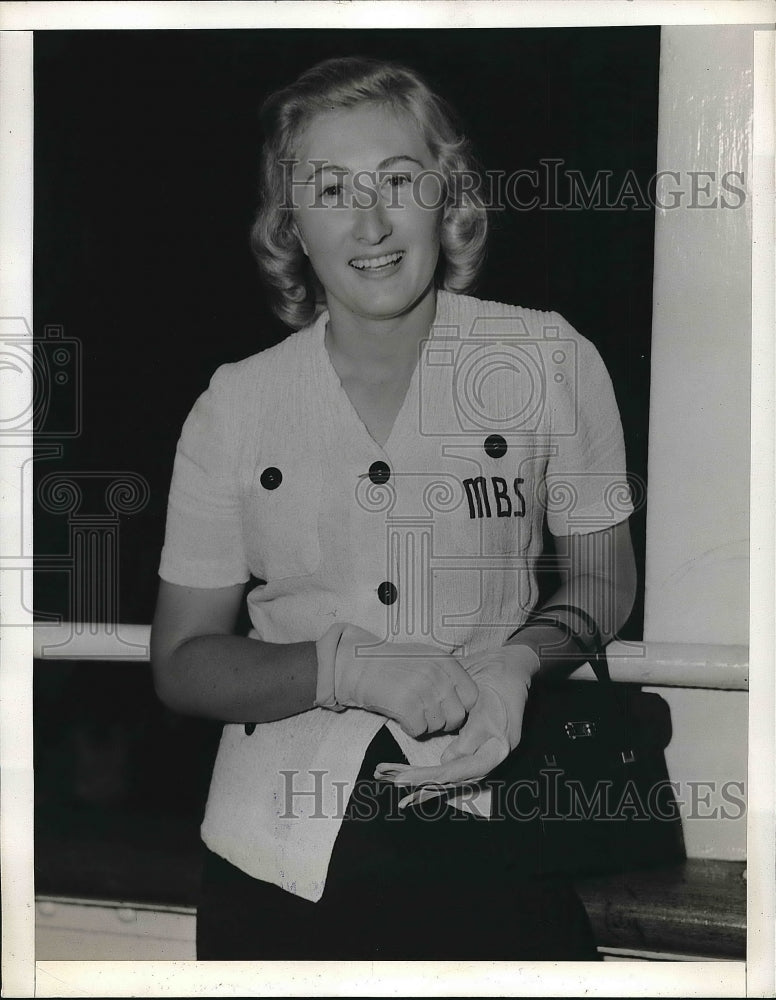 1941 Miss Mary Sawyer returns from living in Switzerland  - Historic Images