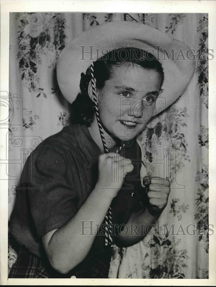 1941 Elizabeth Salash during "Ranch Girls" Radio Show.  - Historic Images