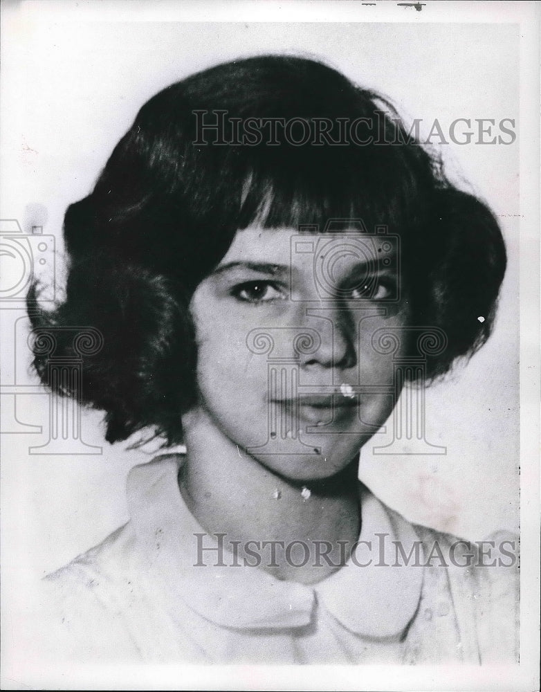 1970 Jane Griffith Age 14 Before Crash  - Historic Images
