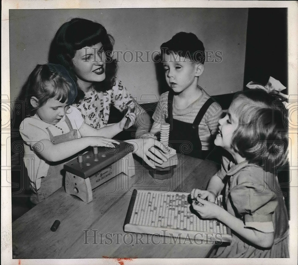 1947 first public school class for blind children in Chicago - Historic Images