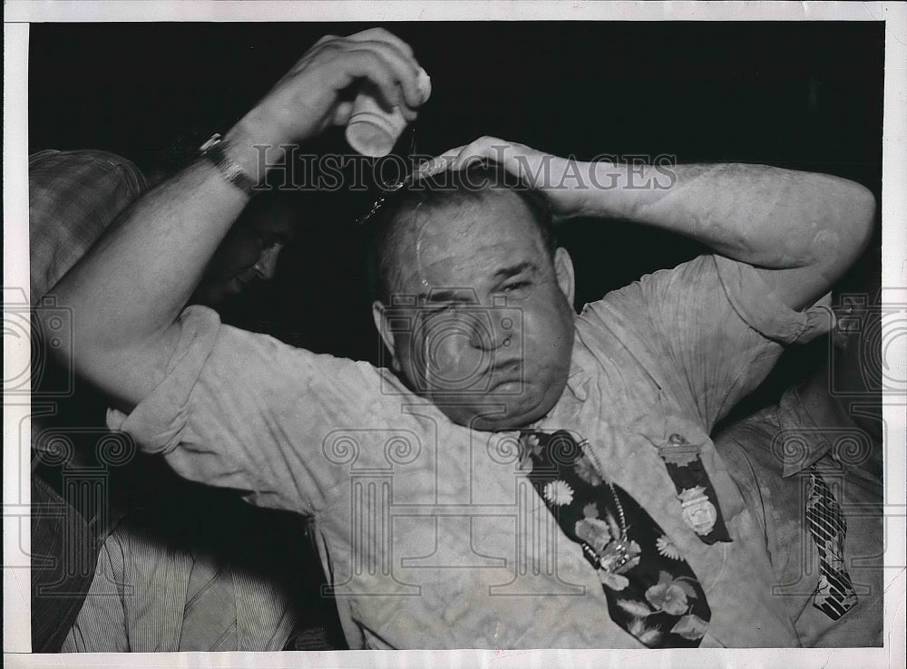 1948 Charles Staufenberg at the Rep. National Convention  - Historic Images