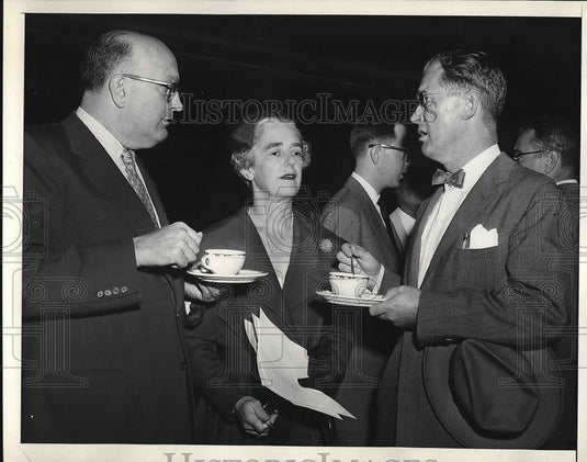 1944 Press Photo Miss Ann Lord Strauss Republican National Leonard Hall - Historic Images