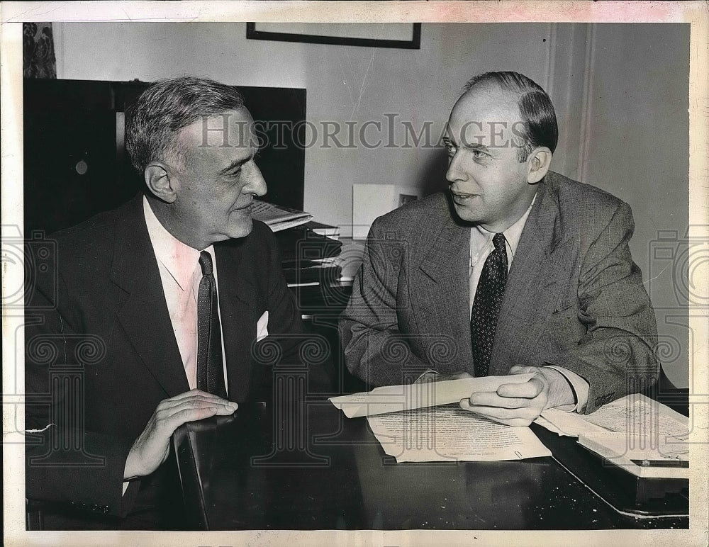 1944 Press Photo Roger W. Strauss Herbert Brownwell Gop Headquarters - Historic Images