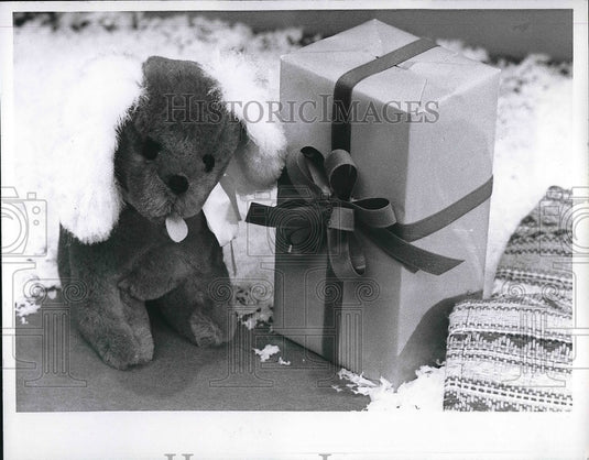 toy gift from Higbee's on the Square dept. store in Cleveland - Historic Images