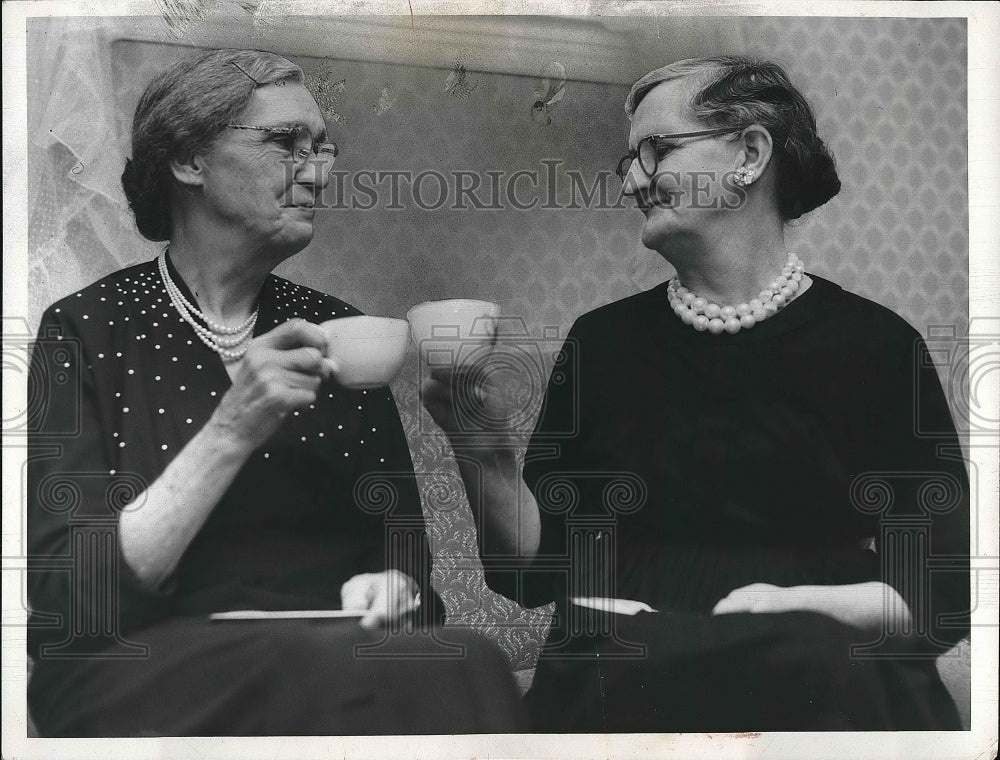 1961 Nellie Stokes of Montreal & Florence Moran of Ireland - Historic Images