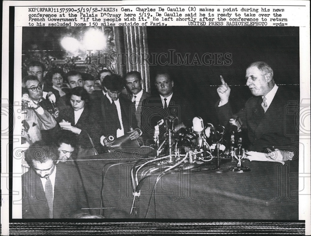 1958 Gen. Charles de Gaulle at Palais D&#39;Orsay Make News Conference - Historic Images