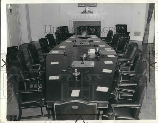 1941 Press Photo FDR's New Cabinet Table - Historic Images