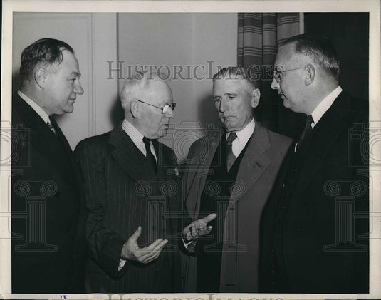 1946 Press Photo Alcatraz death 3 prisoners & 2 guards during attempted break - Historic Images