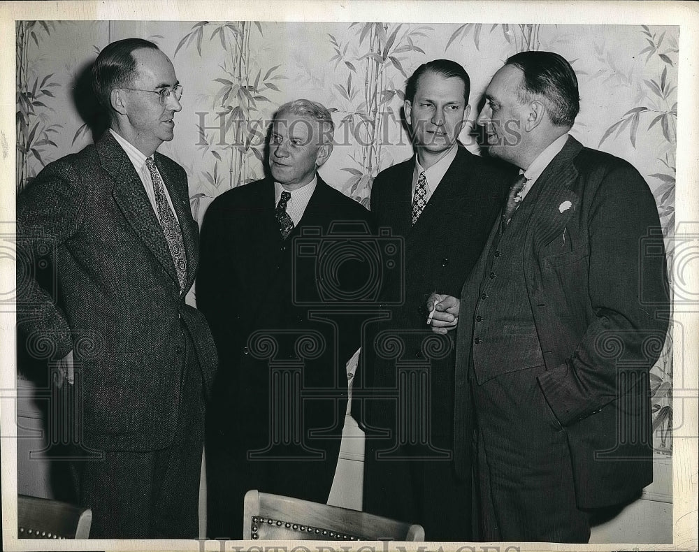 1946 Press Photo Big 9 Conference: Stan Freeborn, E. B. Rickart, Victor Schmidt - Historic Images