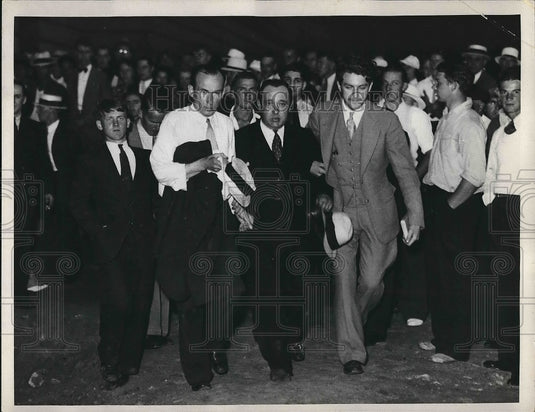 1935 Press Photo Public Hall Accident - nea61574 - Historic Images
