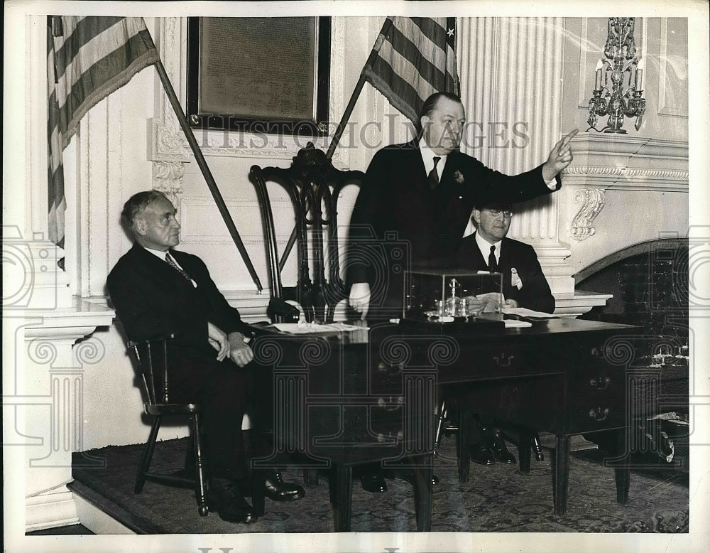 1937 Press Photo Mayor S. Davis Wilson Makes Address Constitutional Celebration - Historic Images