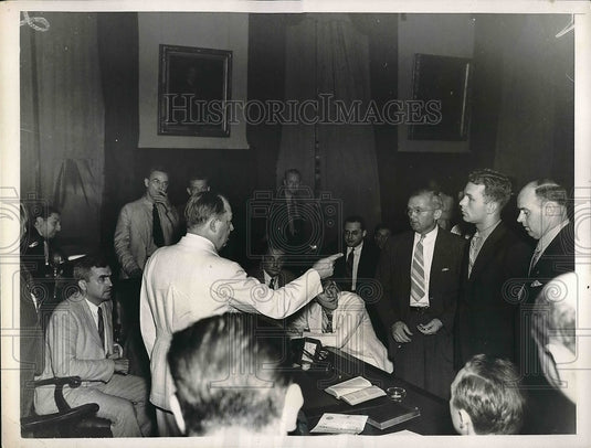 1937 Mayor Davis Wilson Philadelphia State Trooper W F Ely charged - Historic Images